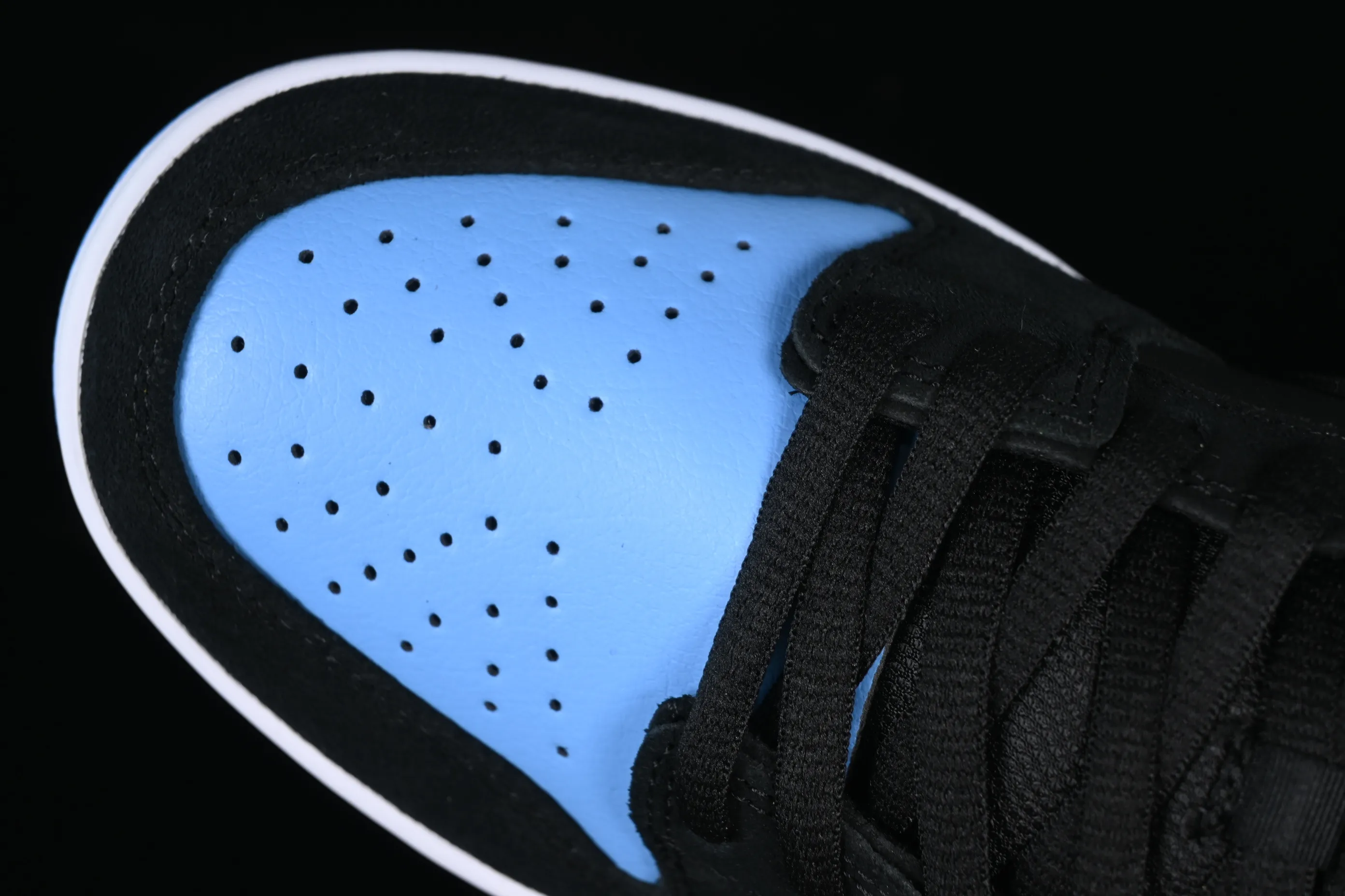 All categories Nk SB Dunk Series Nk SB Dunk Low low-top sneakers Nk SB Dunk Low "J-PACK 2" Black University Blue SB low-top sports and leisure sneakers 304292-048